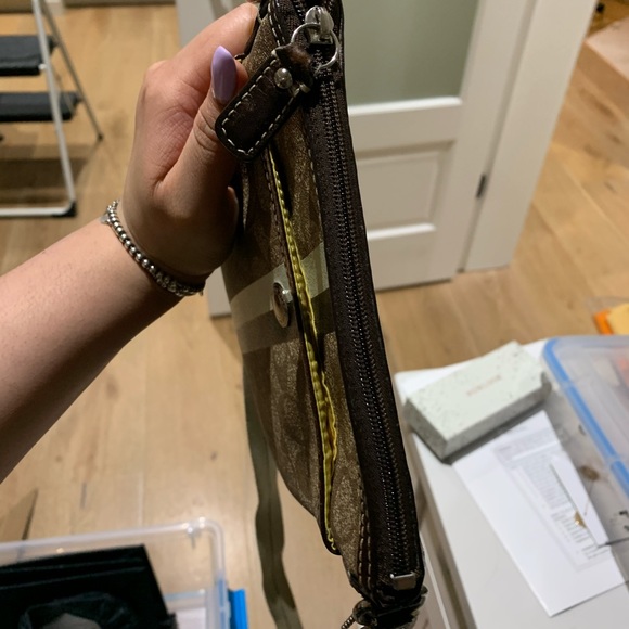 Coach Cross Body Bag - Picture 3 of 4